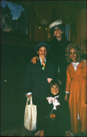 1976_halloween_01.jpg