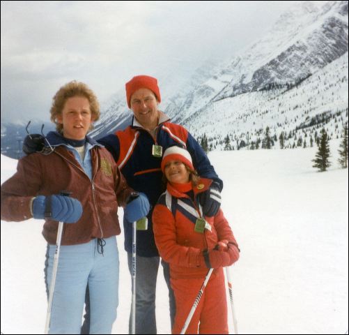 1980_gord_karen_susan.jpg