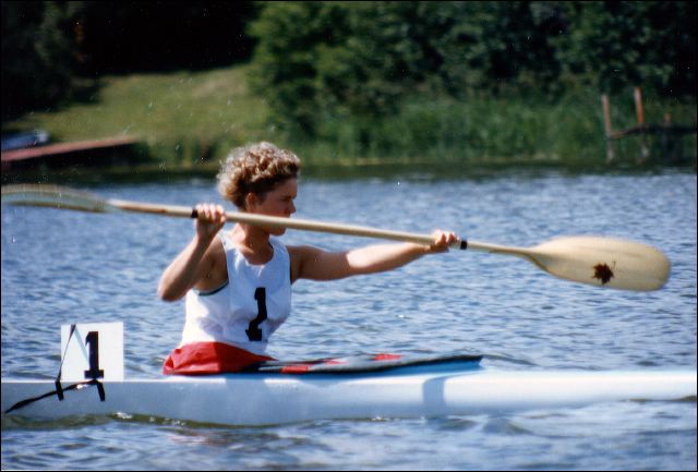 1985-karen-rowing03.jpg