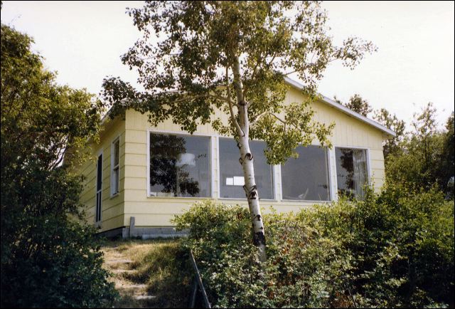 1986_cottage_03.jpg