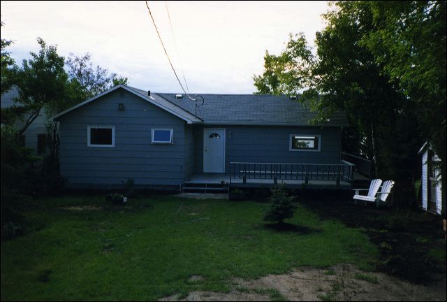 1990_cottage.jpg