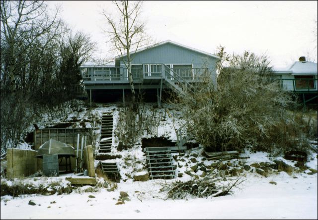 1990_cottage_winter.jpg