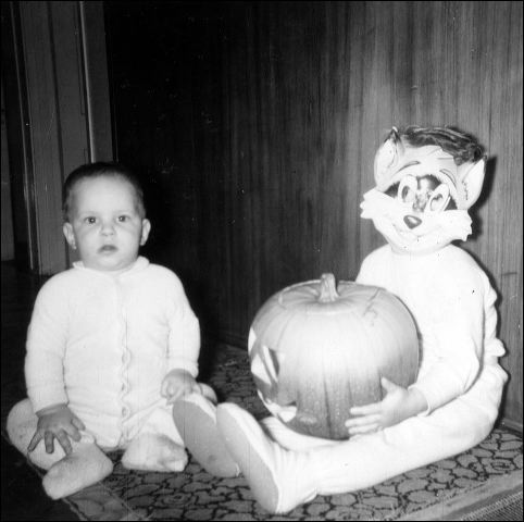 1962_halloween_04.jpg