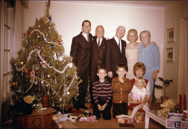 1967_christmas_1.jpg