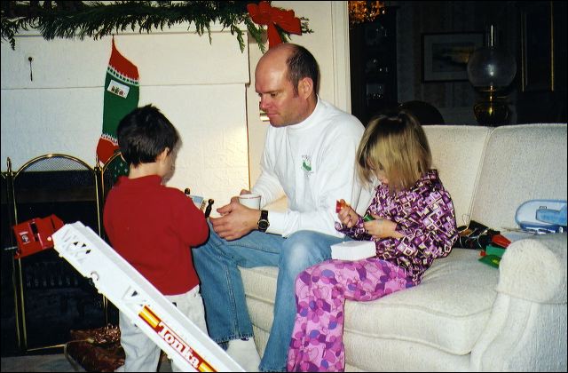 2001_christmas_5.jpg