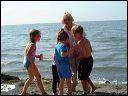 2001_beach_kids_01