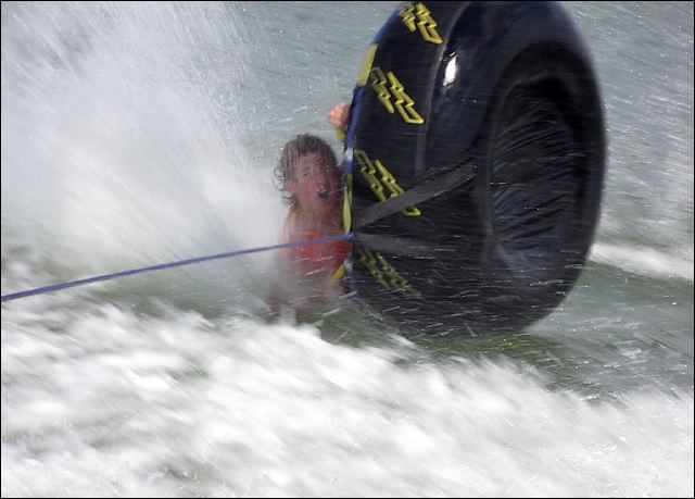 2007_nathan_tubing_01.jpg