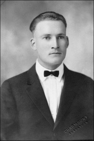 1927_russel_j_slotzhauer_2.jpg