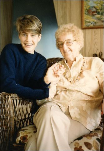 1984-susan-grandma.jpg