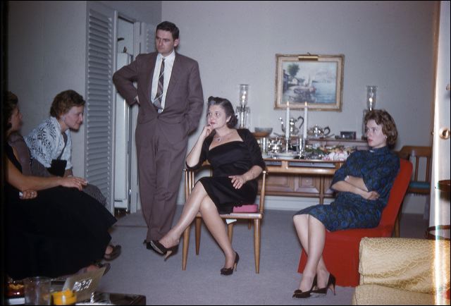 1958_apartment_08.jpg