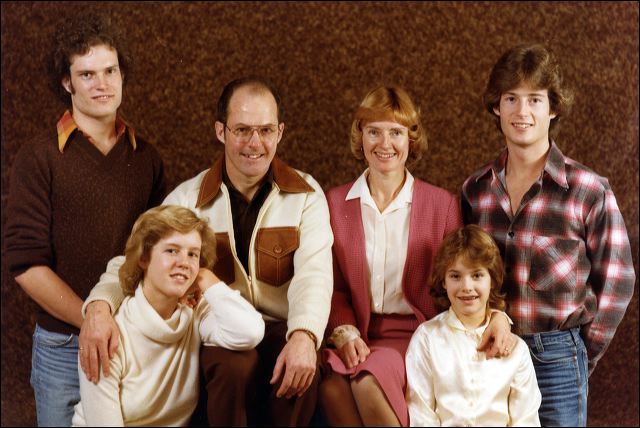 1981_family01.jpg