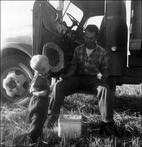 1960_harvesting_6.jpg