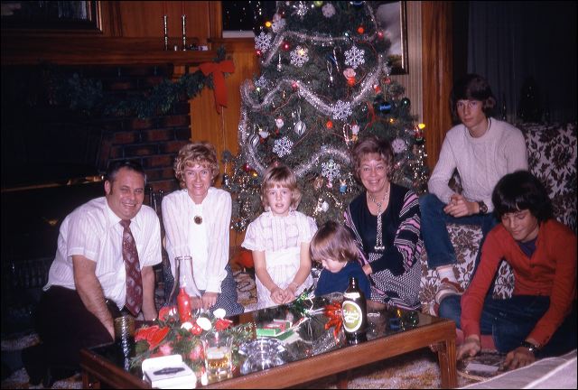 1974_christmas_04.jpg