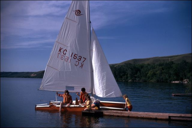 1974_sailboat_01.jpg