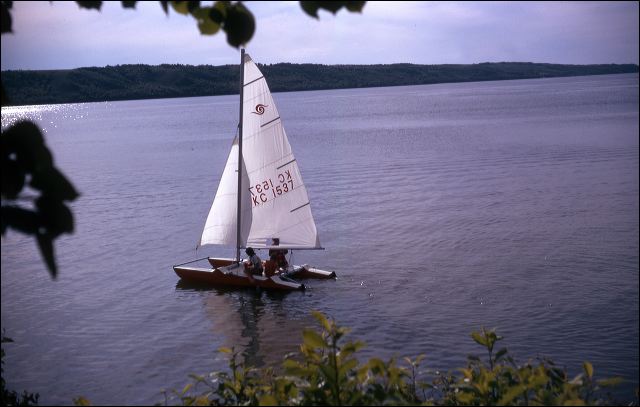 1974_sailboat_02.jpg