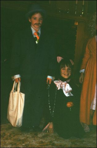 1976_halloween_02.jpg.jpg