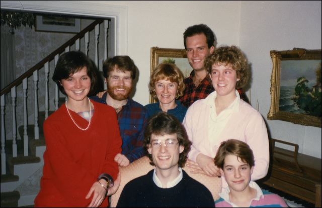 1982_family_3.jpg