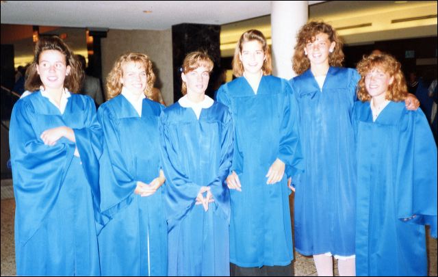 1986_susan_grad_03.jpg
