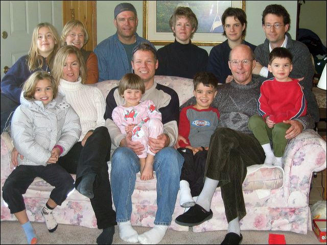 2003_family4.jpg